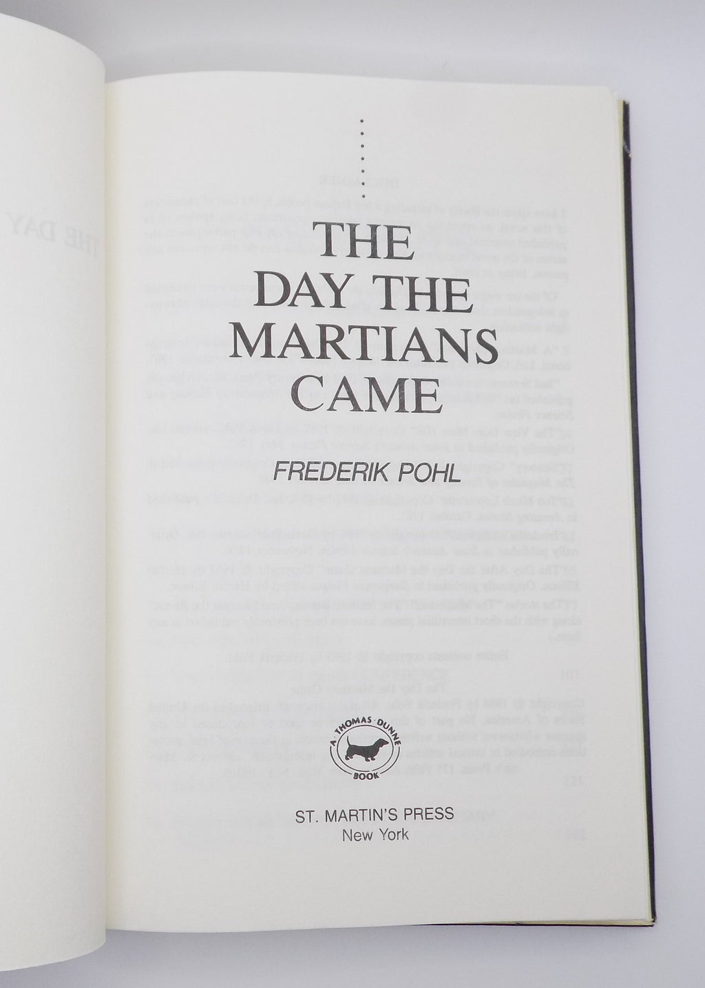 The Day the Martians Came by Frederick Pohl [B.C.E.] ·St. Martin’s Press, 1988