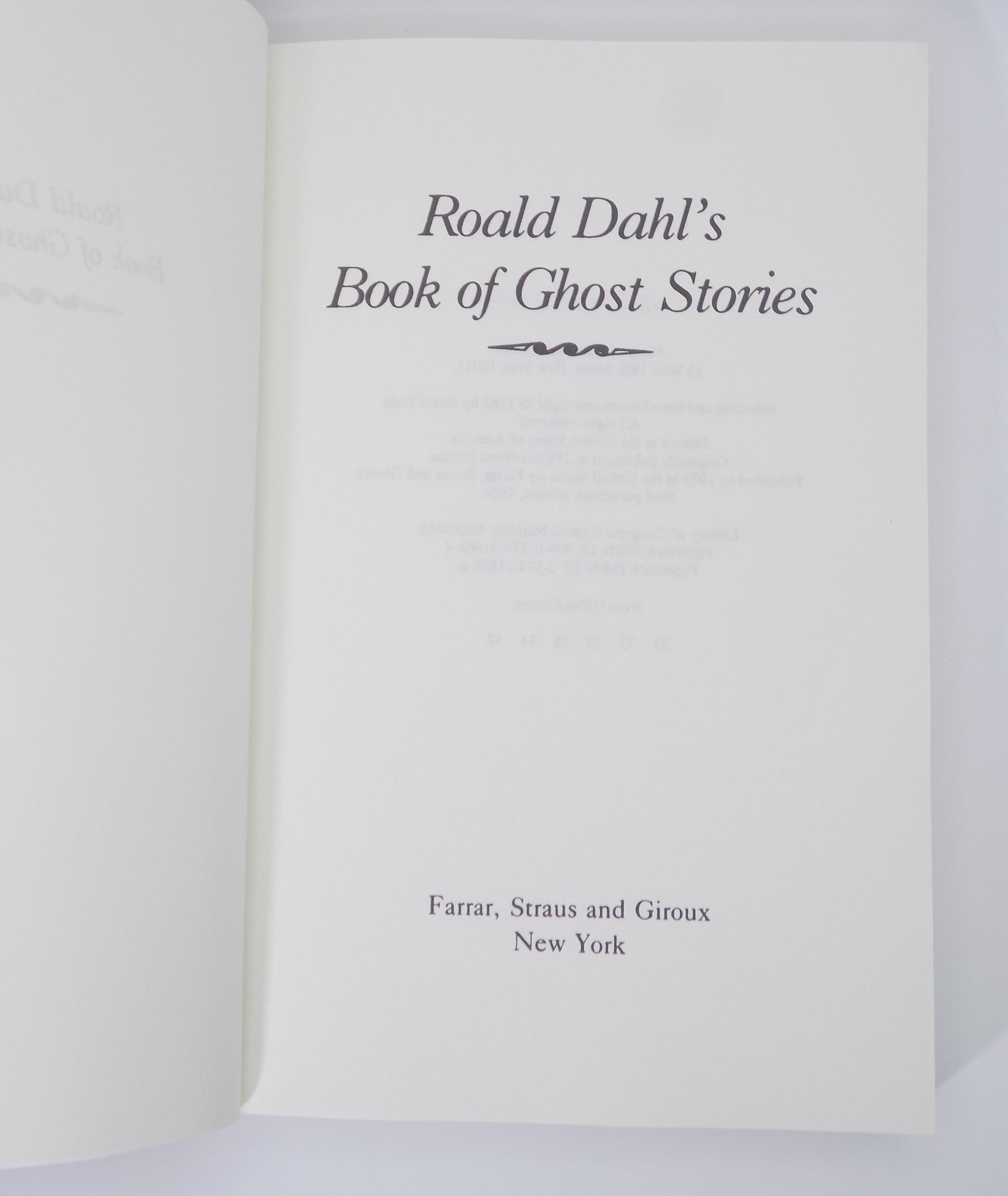 Roald Dahl’s Book of Ghost Stories [Farrar, Straus & Giroux, 2024]