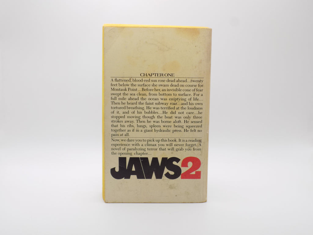 Jaws & Jaws 2 by Peter Benchley & Hank Searls [Paperbacks, Bantam]