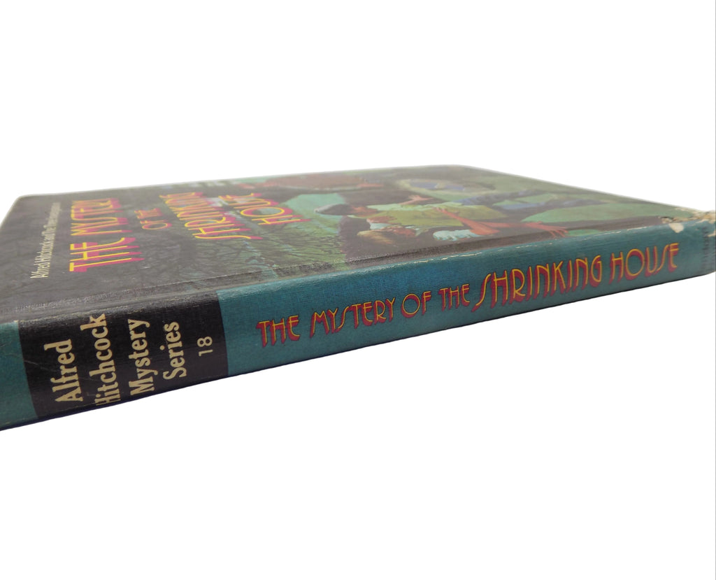 Alfred Hitchcock · The Mystery of the Shrinking House by William Arden [1972, Hardcover]