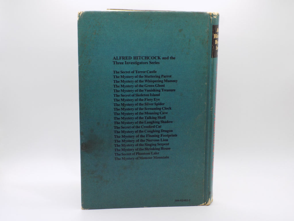 Alfred Hitchcock · The Mystery of the Shrinking House by William Arden [1972, Hardcover]