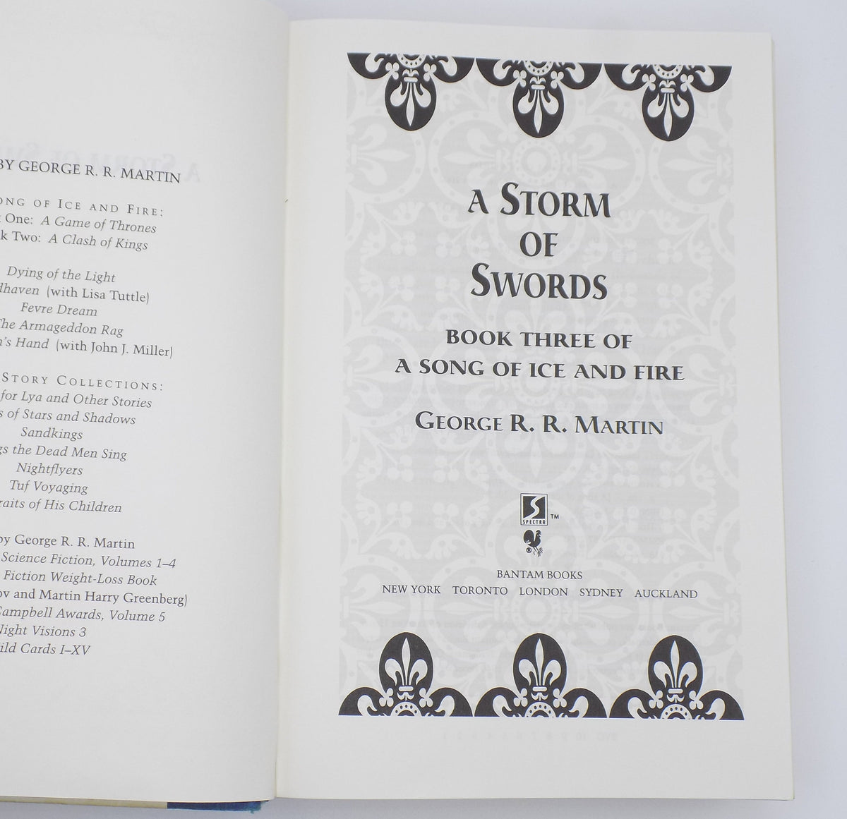 A Storm of Swords  by George R. R. Martin [1st Ed., Hardcover] · Fair